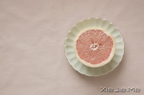 除了微笑,只能微笑